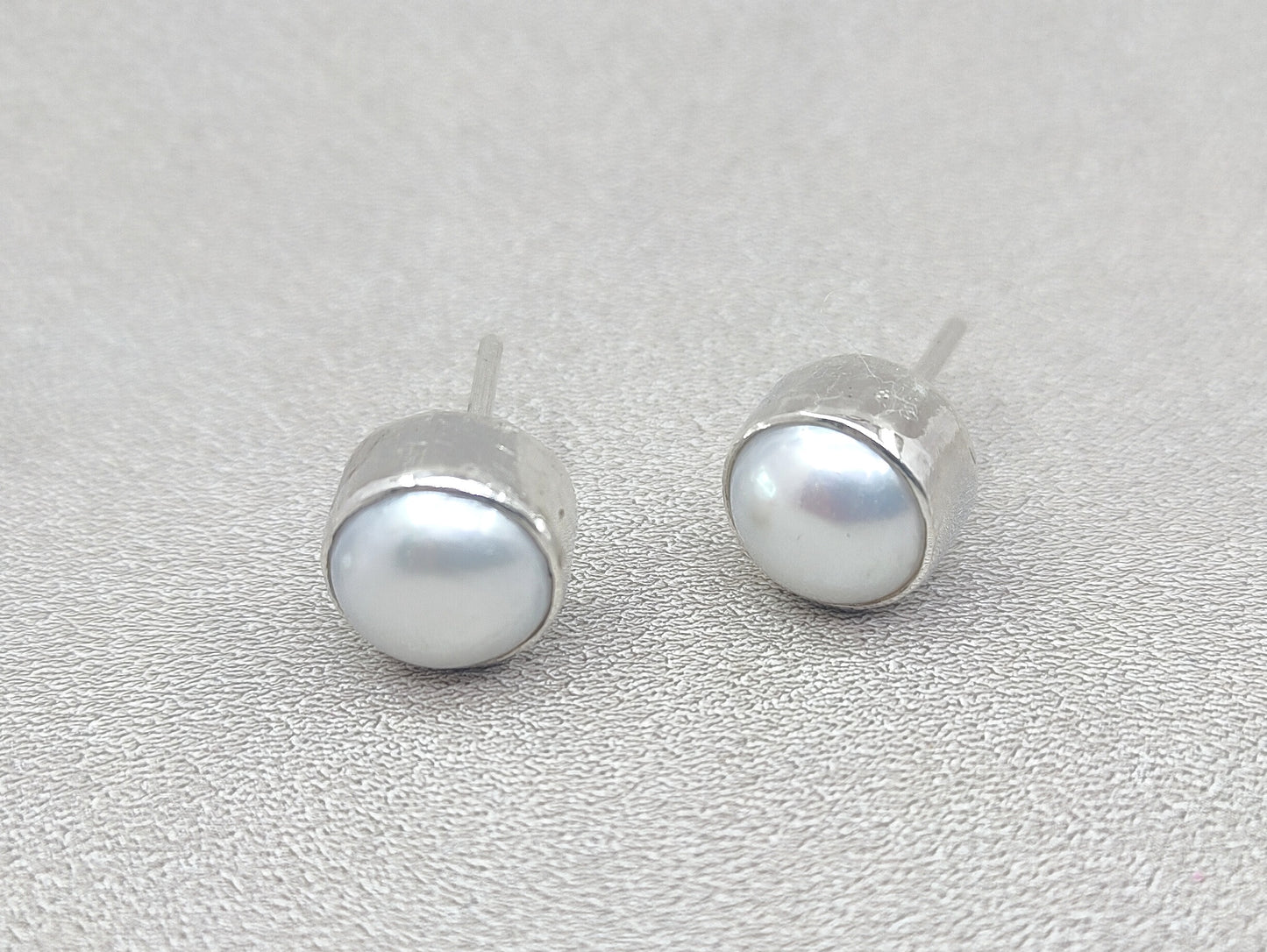 Pearl Earring, Sterling Silver Pearl Earring, Birthstone Earring, Zodiac Earring, Round Pearl Studs, Soliatire Jewelry, Silver Women Jewelry