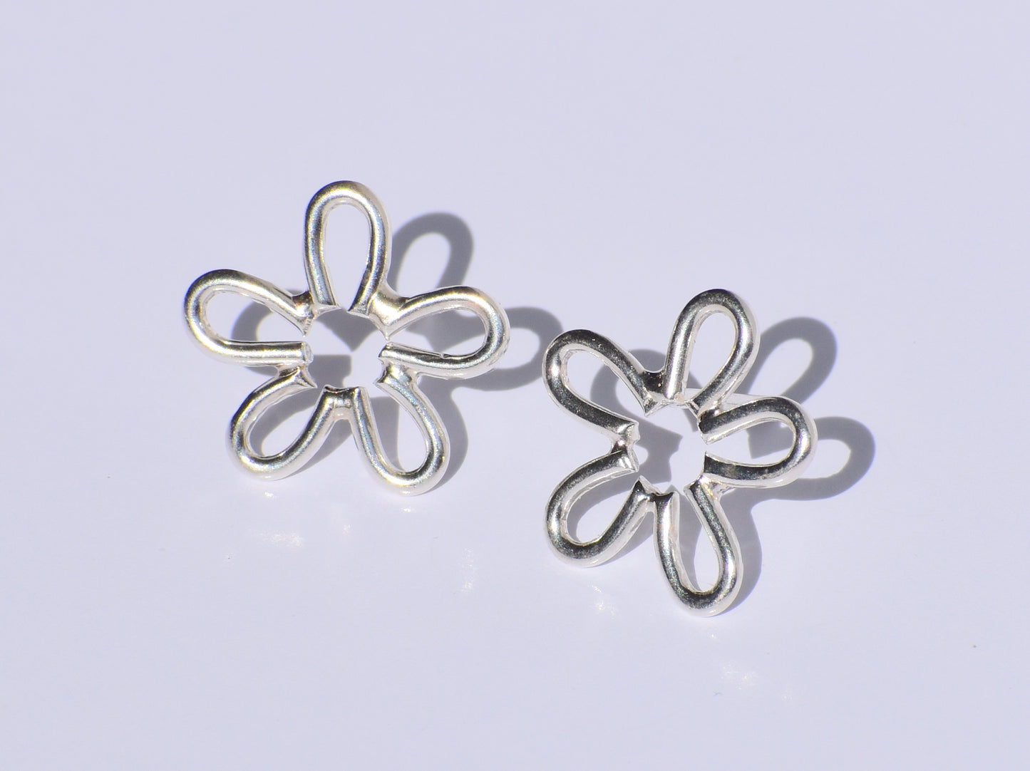 Silver Flower Earrings, Silver Wire Earring, 925 Silver Studs Earrings, Handmade Jewelry, Minimalist Jewelry, Women Accessories, Silver Gift
