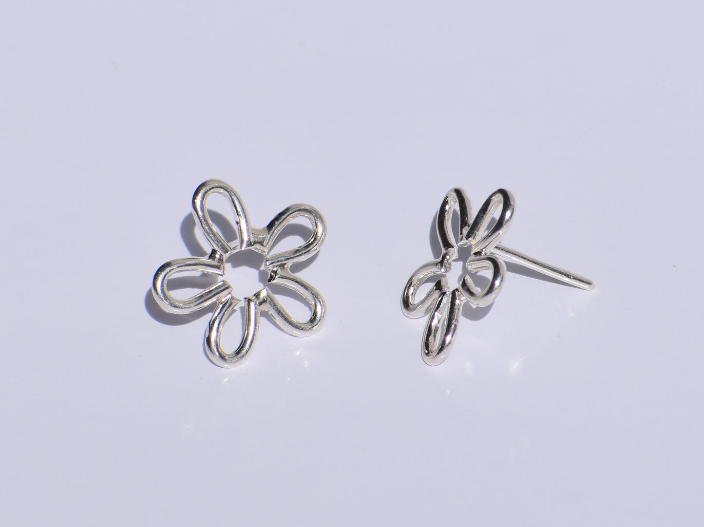 Silver Flower Earrings, Silver Wire Earring, 925 Silver Studs Earrings, Handmade Jewelry, Minimalist Jewelry, Women Accessories, Silver Gift