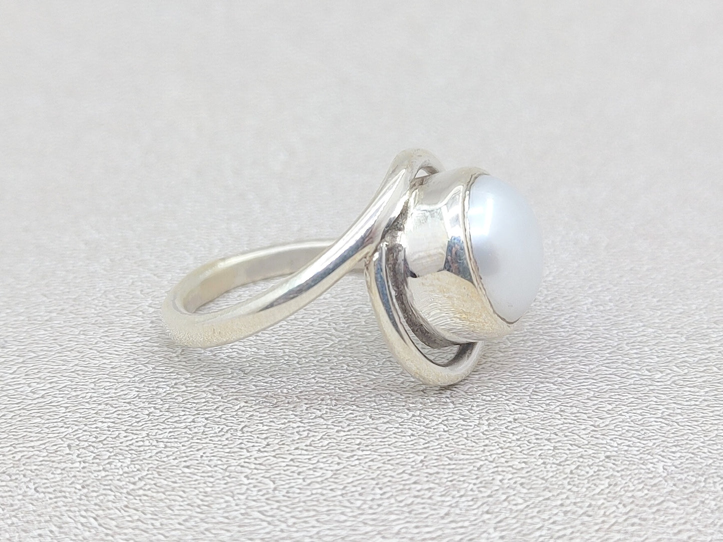 Pearl Ring, Gemstone Ring, June Birthstone, Handmade Ring, Sterling Silver Ring, Promise Ring, Statament Ring, Anniversary Gift, Women Gift