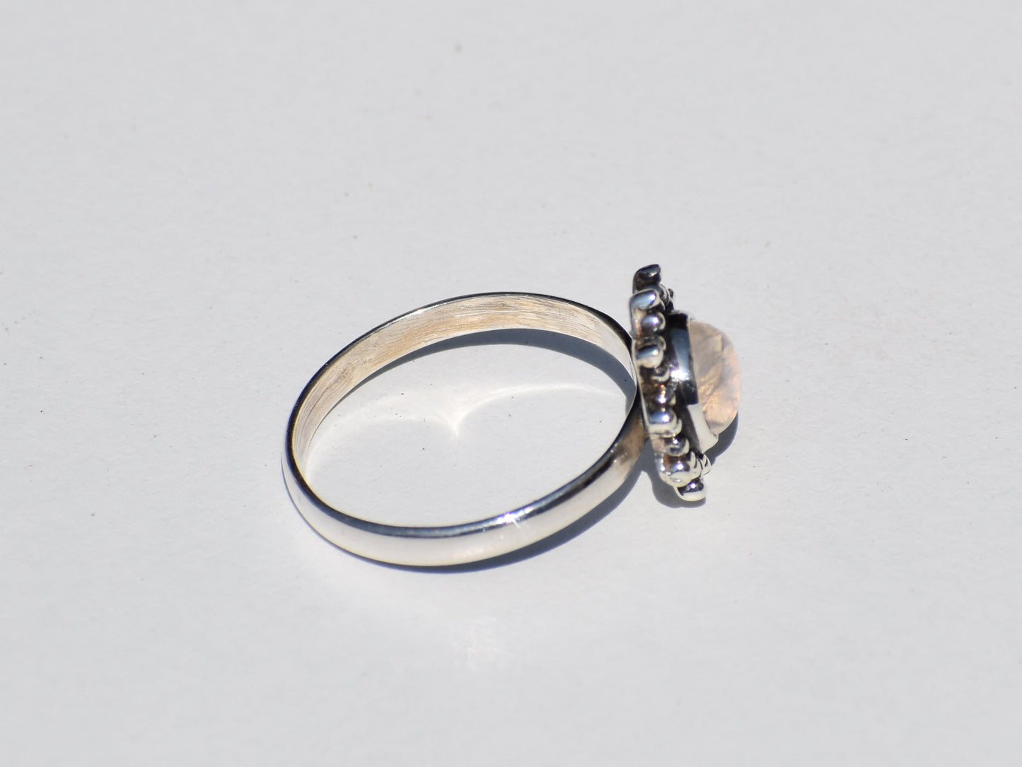 Rainbow Moonstone Ring, 925 Silver Ring, Round Gemstone, Natural Moonstone, Zodiac Ring, Unisex Ring, Bohemian Ring, Statement Ring, Jewelry