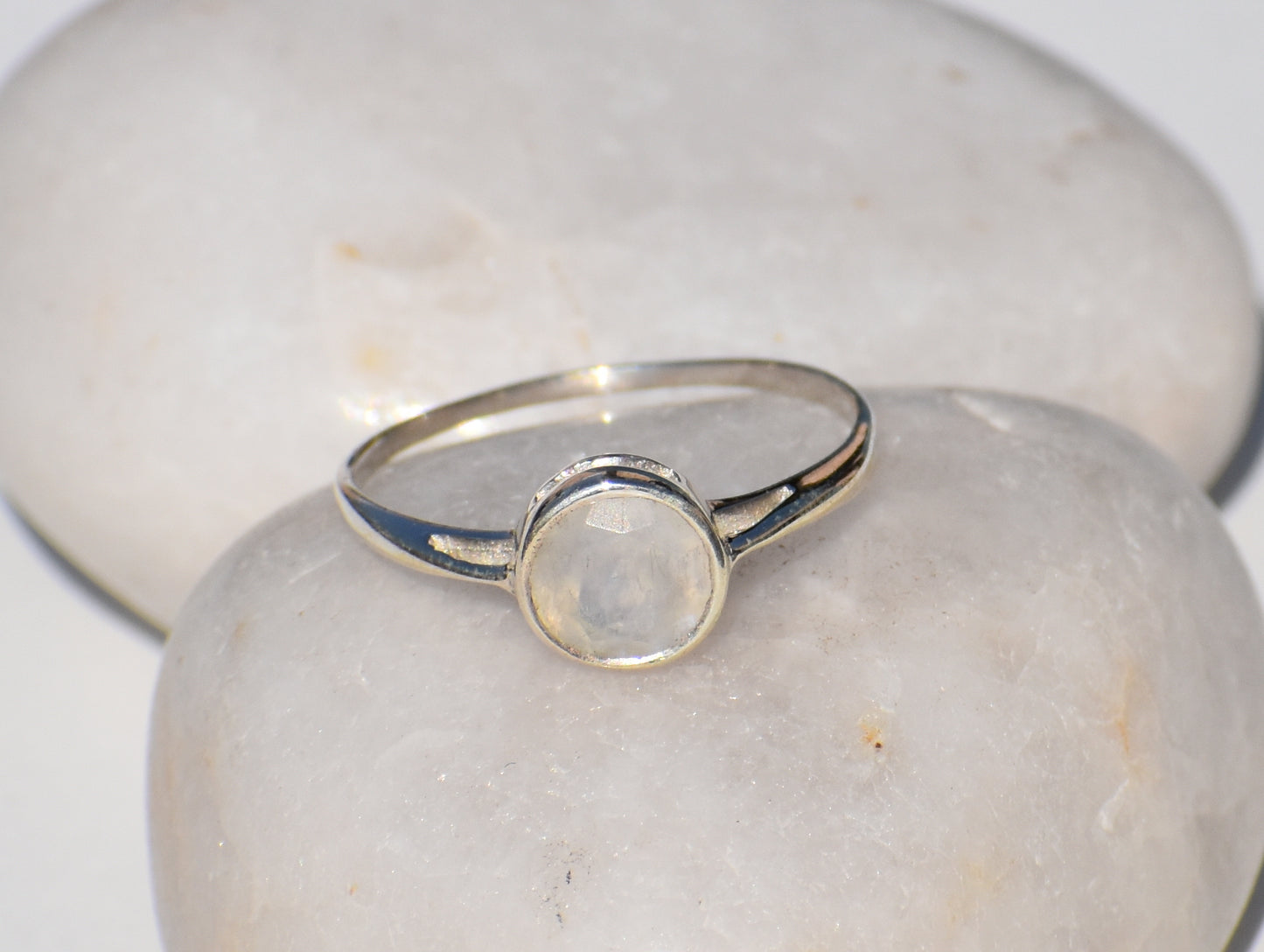 Moonstone Ring, Sterling Silver Ring, Round Gemstone, Birthstone Ring, Statement Ring, Promise Ring, Charm Ring, Bohemian Ring, Gift For Her