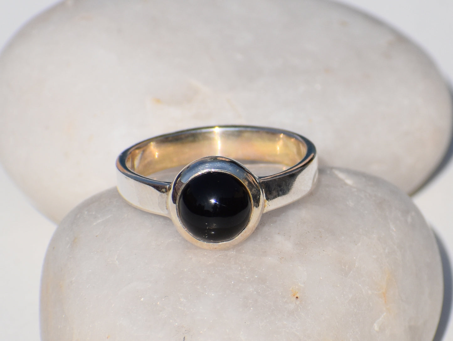 Black Onyx Ring, Round Black Onyx Ring, Sterling Silver Ring, Black Stone Ring, Healing Ring, Zodiac Ring, Women Solitaire ring
