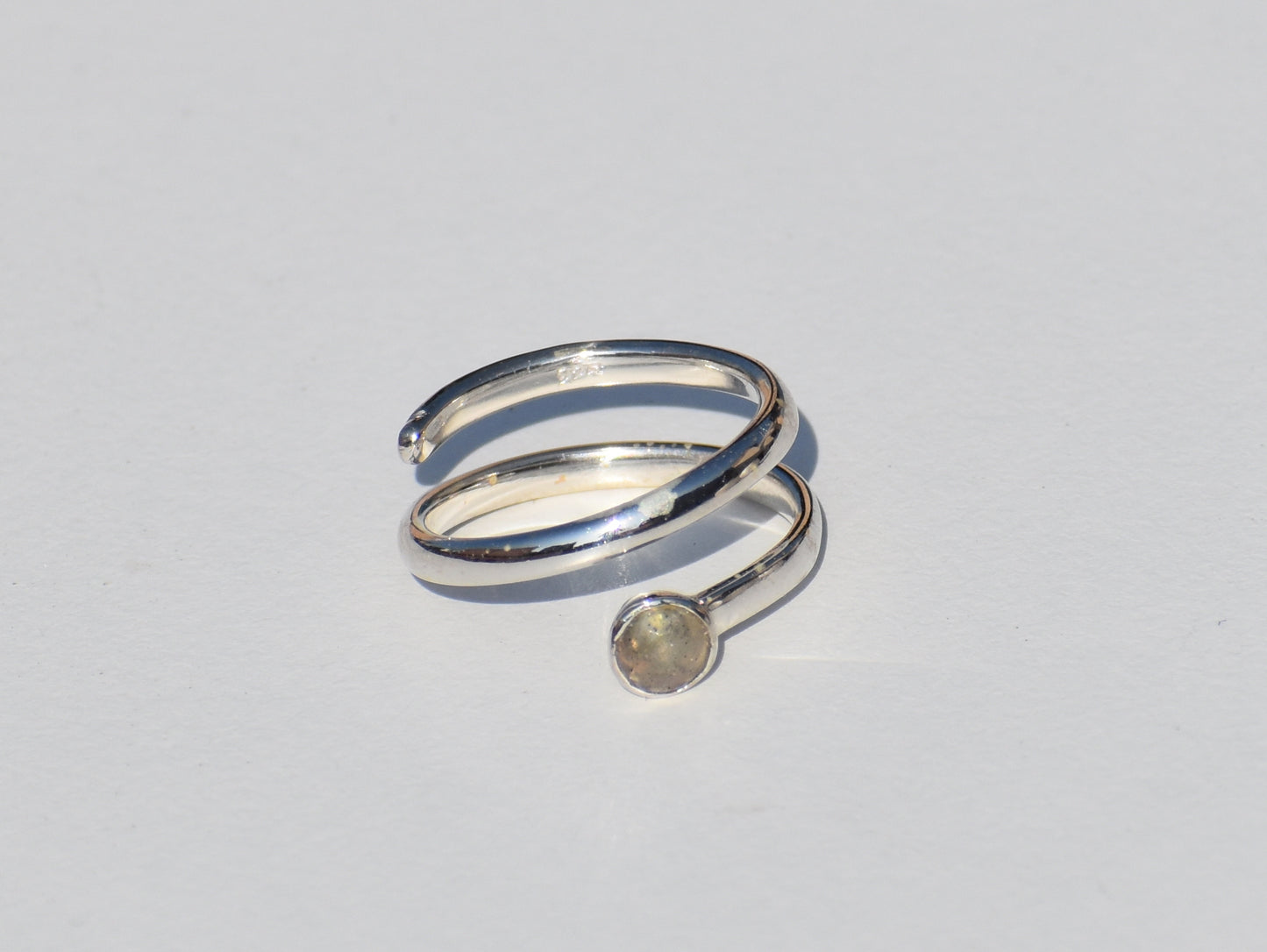 Natural Labradorite Spiral Ring, Open Ring, Solid Silver Ring, Round labradorite, Healing Ring, Birthstone Ring, Zodiac Ring, Statement Ring