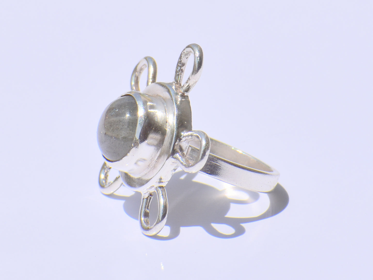 Labradorite Ring, Round Labradorite Ring, Flower Design Ring, Zodiac Ring, Healing Gemstone, Boho Ring, Anniversary Gift, 925 Silver Jewelry