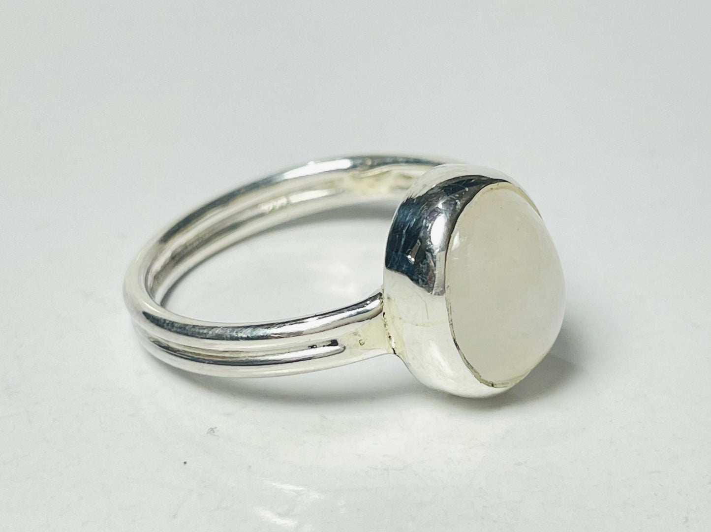Moonstone Ring, 925 Silver Ring, Rainbow Moonstone Ring, June Birthstone, Blue Flame Moonstone Ring, Oval Moonstone Ring, Statement Jewelry