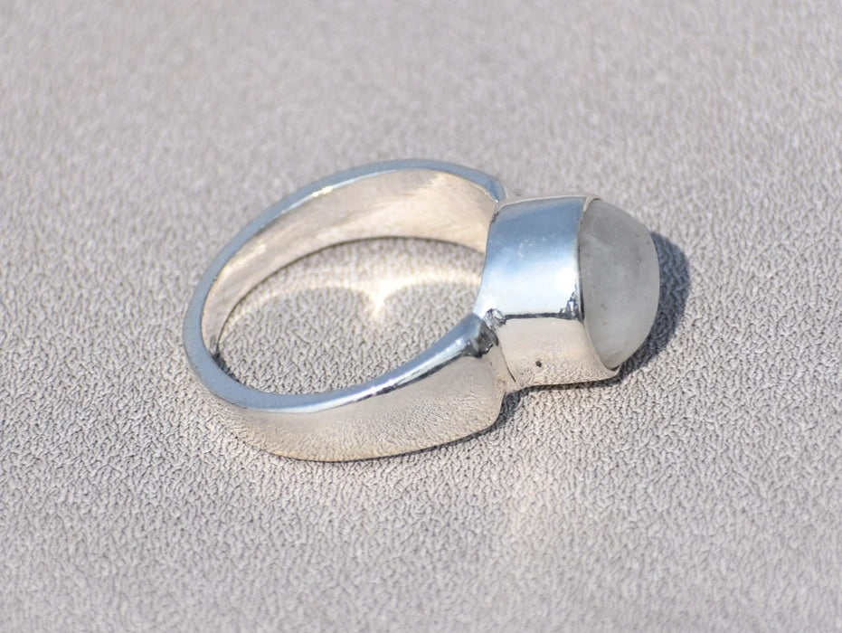 Natural Rainbow Moonstone Ring, June Birthstone, 925 Sterling Silver Ring, Natural Stone Ring, Promise Ring, Etsy Ring, Moonstone Jewelry