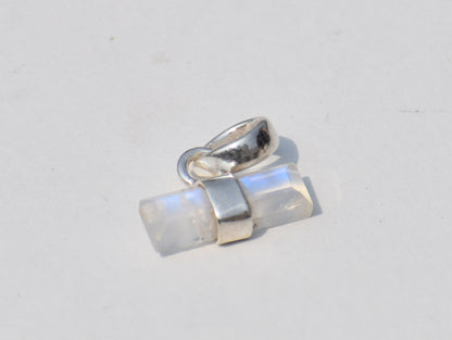 Moonstone Necklace, Rainbow Moonstone Pendant, June Birthstone Gift, Statement Necklace, Moonstone Pendant, 925 silver Pendant, Women's Gift