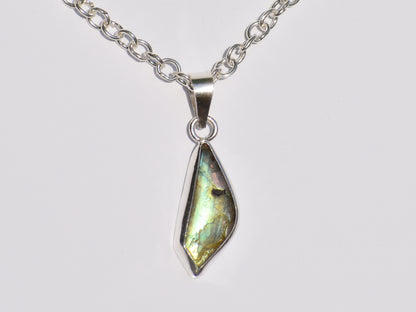 Labradorite Pendant, 925 Silver Pendant, Handmade Pendant, Unique Shape Pendant, Solitaire Jewelry, Bohemian Jewelry, Healing Stone Jewelry