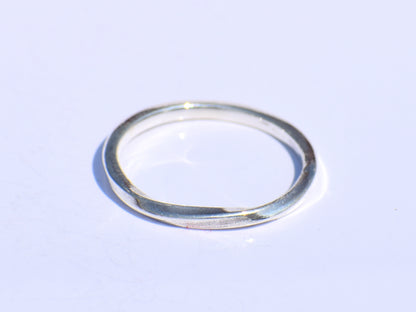 Mobius Ring, Twist Thin Band Ring, Promise Ring, Silver Jewelry, Handmade Jewelry, Dainty Ring, Knuckle Ring, Ring For Her, Christmas Gift