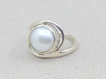 Pearl Ring, Gemstone Ring, June Birthstone, Handmade Ring, Sterling Silver Ring, Promise Ring, Statament Ring, Anniversary Gift, Women Gift