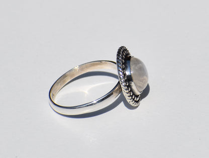 Rainbow Moonstone, Moonstone Ring, Sterling Silver Ring, Round Gemstone, Handmade Ring, Statement Ring, Vintage Ring, Everyday Ring, Gift