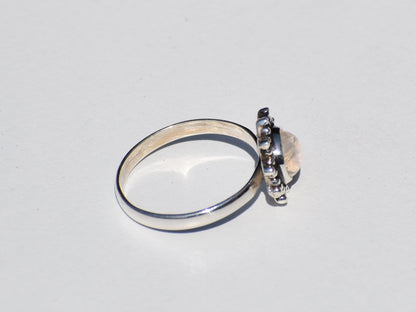 Rainbow Moonstone Ring, 925 Silver Ring, Round Gemstone, Natural Moonstone, Zodiac Ring, Unisex Ring, Bohemian Ring, Statement Ring, Jewelry