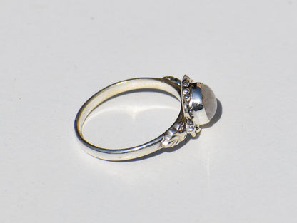Moonstone Ring, Sterling Silver Ring, Round Gemstone, Statement Ring, Handmade Ring, Anniversary Ring, Precious Ring, Promise Ring, Gift Her