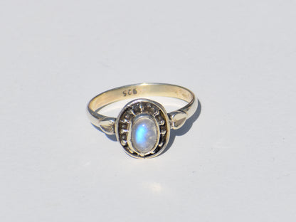 Natural Moonstone, Moon Ring, Sterling Silver Ring, Rainbow Moonstone, Oval Gemstone, Statement Ring, Wedding Ring, Promise Ring, Gift Her