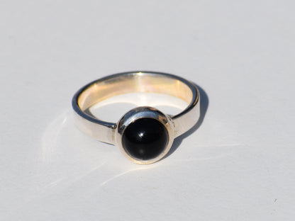 Black Onyx Ring, Round Black Onyx Ring, Sterling Silver Ring, Black Stone Ring, Healing Ring, Zodiac Ring, Women Solitaire ring