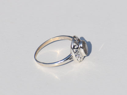 Labradorite Ring, Sterling Silver Ring, Oval Gemstone, Birthstone Ring, Statement Ring, Precious Ring, Handmade Ring, Valentine Gift, Gift Her