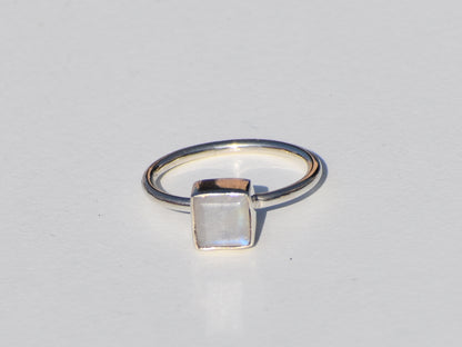 Rainbow Moonstone Ring, Natural Moonstone, Birthstone Ring, Blue Fire Moonstone, Bohemian Ring, Wedding Ring, Statement Ring, Gift For Her