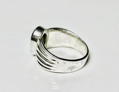 Emerald Ring, May Birthstone Ring, Solitaire Stone Ring, Sterling Silver Ring, Natural Gemstone Ring, 925 Silver Emerald Ring, Oval Emerald