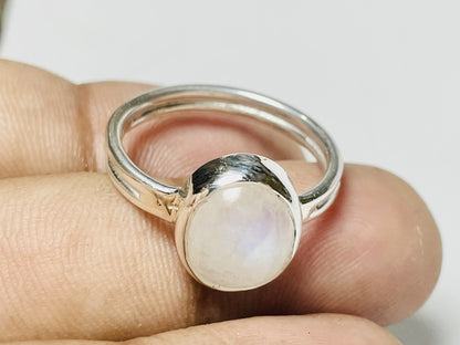 Moonstone Ring, 925 Silver Ring, Rainbow Moonstone Ring, June Birthstone, Blue Flame Moonstone Ring, Oval Moonstone Ring, Statement Jewelry