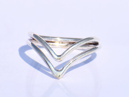 Silver Chevron Ring, Silver Thumb Ring, Minimalist Ring, Simple Ring, Knuckle Ring, Double V Ring, Stacking Ring, Midi Ring, Knuckle Ring