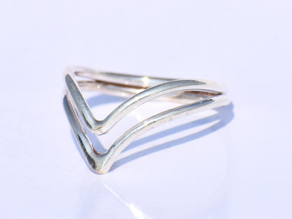 Silver Chevron Ring, Silver Thumb Ring, Minimalist Ring, Simple Ring, Knuckle Ring, Double V Ring, Stacking Ring, Midi Ring, Knuckle Ring