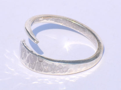 925 Silver Ring, Boho Handmade Ring, Open Silver Ring, Band Ring, Hammered Band Ring, Dainty Silver Ring, Unisex Jewelry, Mother's Day Gift